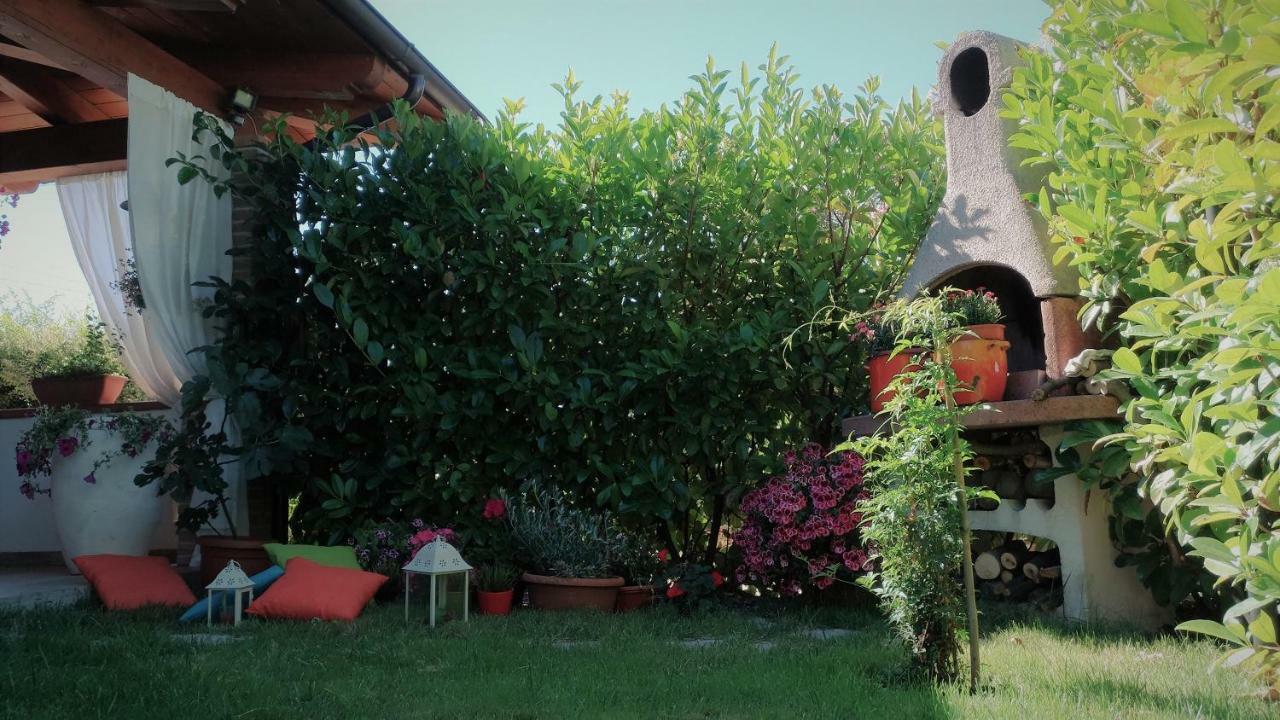 泰尔莫利Il Casale Di Rodolfo住宿加早餐旅馆 外观 照片